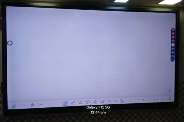 Newline Interactive Flat Panel Display